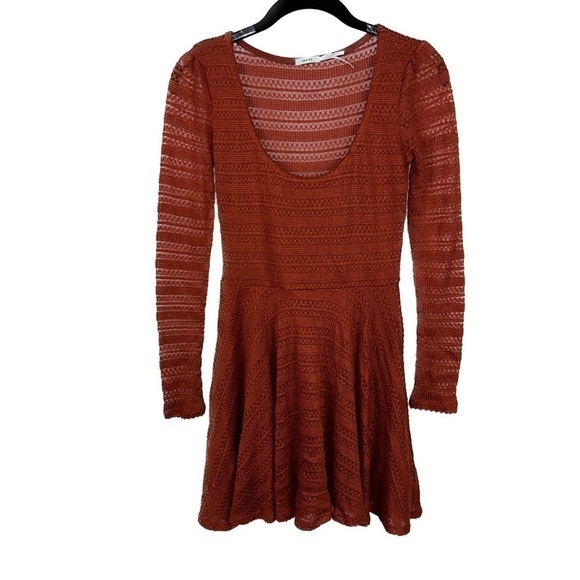 Kimchi Blue Dress Fitted All Over Sheer Lace Fit and Flare Lined Long Sleeves - Picture 1 of 11